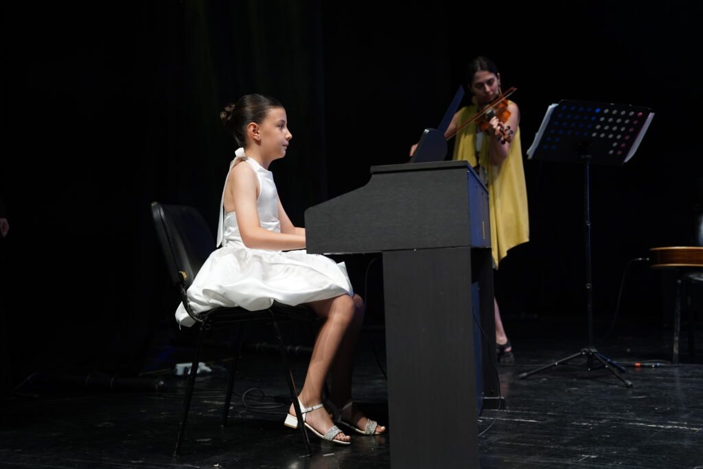 Renk Sanat Akademi VKA00488
